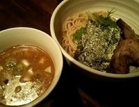 「濃い出汁つけそば＋炭火炙り叉焼 （150616）」@日本橋 製麺庵 なな蓮の写真