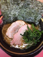 「ラーメン￥６３０」@王道家の写真