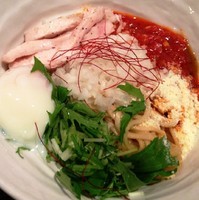 「トマカレまぜそば（温玉付）＋追い飯（100ｇ）」@まぜそば 一心不乱の写真