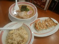 「醤油らーめん「司」ミックスセット950円」@幸楽苑 舎人店の写真