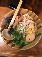 「とり中華大盛880円」@無双 新宿店の写真