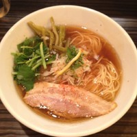 「鯵ニボそば（醤油）」@志奈そば 田なかの写真