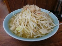 「ラーメン￥700（ヤサイ、アブラ）」@ラーメン二郎 池袋東口店の写真