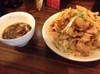 「肉増しつけ」@魁 肉盛りつけ麺 六代目けいすけの写真