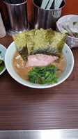 「ラーメン(カタメ濃いめ油多め)」@横浜家系らーめん 武蔵家 川口店の写真