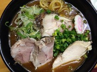 「気まぐれ 冷やしカレーぶっかけ 南蛮風」@MENYA 食い味の道有楽の写真