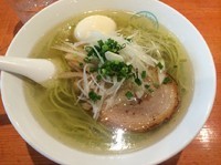 「塩味玉グリーン麺（900円）」@麺屋 六感堂 Rock'anDoの写真