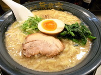 「本丸麺 大盛り（無料）」@麺創房 無敵家の写真