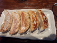 「餃子350円」@千駄木 らーめん いっとくの写真