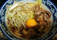 「牛すじぶっかけ（温・ニンニクあり）　880円」@らーめんしょっぷ中吉 綾瀬店の写真