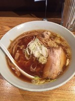 「醤油ラーメン（750円）」@神保町 可以の写真