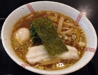 「中華そば(醤油)750円」@中華そば 松葉の写真