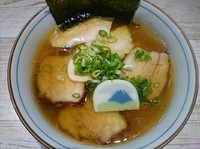 「【2周年限定】感謝（驚）中華そば（淡口）￥900」@中華そば 四つ葉の写真