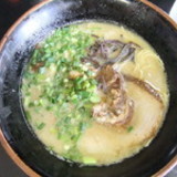 豚そば（620円）