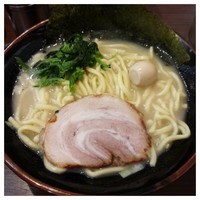 「塩ラーメン（麺普通・味薄め・油少なめ）」@秋津商店の写真