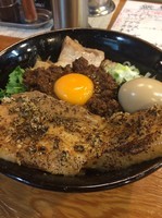 「台湾まぜそば＋テキサスチャーシュー」@豚仙人の写真