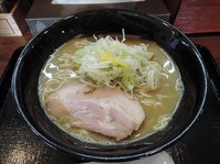 「濃厚豚骨煮干し中華そば」@煮干し中華そば つけ麺 海猫の写真