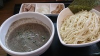 「煮干濃い味 つけ麺」@麺処 はいからの写真