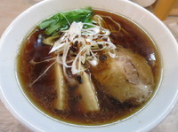 「醤油ラーメン 750円」@麺屋 WILLOWの写真