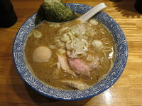 「味玉煮干し鶏白湯ソバ：880円」@SOUP NOODLE 青雲の志の写真