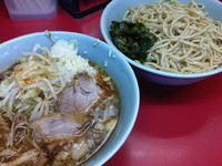 「小つけ麺ニンニクカラメ+ピリ辛にらだれ」@ラーメン二郎 中山駅前店の写真