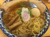 「名物はみ出る三枚肉そば（７８０円）+味玉」@三代目 藤村商店の写真