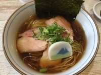 「【二周年記念】感謝(驚)中華そば¥900握り(ヒラマサ)¥300」@中華そば 四つ葉の写真