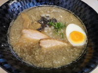 「【気まぐれ限定】煮干爺さん・細ストレート麺＋背脂」@麺＆cafe Coi.Coi.の写真