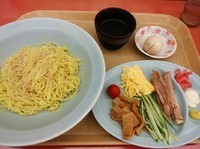 「冷やし中華(並盛・160g・醤油)800円」@山岡家 前橋亀里店の写真