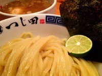「濃厚つけ麺(880円)」@つじ田 飯田橋店の写真