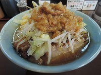 「中ラーメン」@立川マシマシ秘密工場の写真