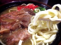 「沖縄そば(500円)」@べにはまの写真