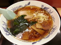 「ラーメン（４００円）」@梅もと 多摩川店の写真