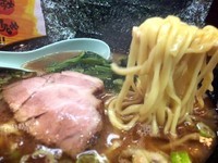 「ラーメン 並(680円)」@横浜家系ラーメン 港家の写真