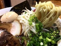 「らーめん(700円)」@なんつッ亭 弐 品川店の写真