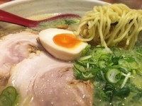 「大地味噌らーめん+玉子＆九条ネギ＆チャーシュー(850円)」@札幌らーめん 北の大地の写真