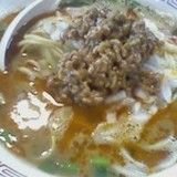 ニボ台湾ラーメン 880円