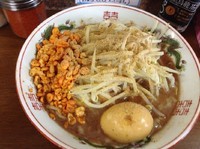 「塩ラーメン 辛玉 味玉トッピング」@らーめん おうか 松戸松飛台店の写真