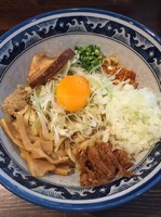 「汁なし＋タマネギ増し」@麺や 蒼 AOIの写真