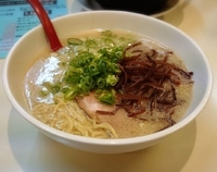 「東京とんこつラーメン 750円 替玉160円」@メロディー 本店の写真