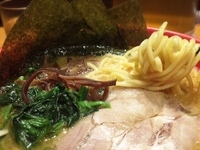 「ラーメン(600円)」@横浜家 南幸店の写真