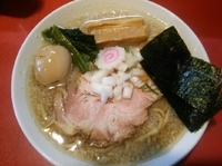 「背脂煮干しラーメン＋麺増し＋味玉」@麺屋しのはら 三日月食堂の写真