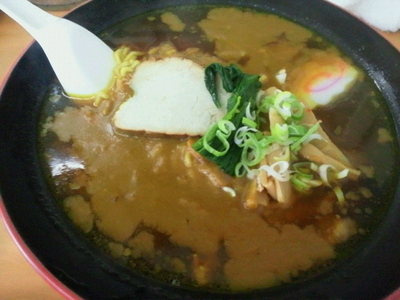 「カレーラーメン 520円」@美うら食堂の写真