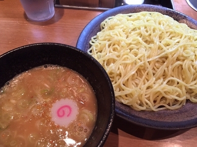 「鶏白湯つけ麺＋味玉（中盛・あつもり）」@吉虎 東京 KICHITORA TOKYO 渋谷本店の写真