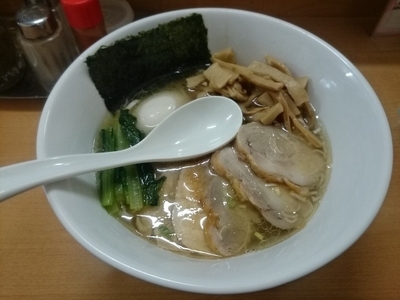 「塩中華そば＋特製トッピング」@塩麺屋 錦太朗の写真