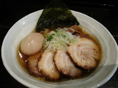 「肉増し中華そば850円+味玉」@まぜそば 一心不乱の写真