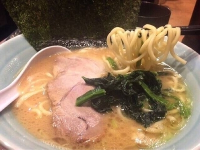 「ラーメン(600円)」@横浜家系 ラーメン銀家の写真