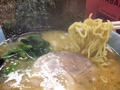 「ラーメン(700円)」@千家 根岸店の写真