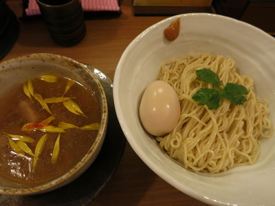 「鯛塩つけ麺 ～みぞれ仕立て～ ＋ 鯛めし小　無料ご招待券利用」@鯛塩そば 灯花 本店の写真