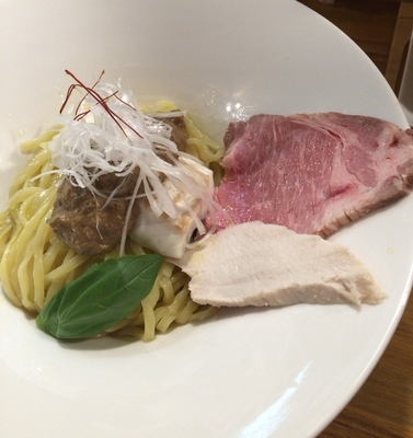 「【限定 】 蒸し鯛とポルチーニソースの和えそば 950円」@麺庵 小島流の写真